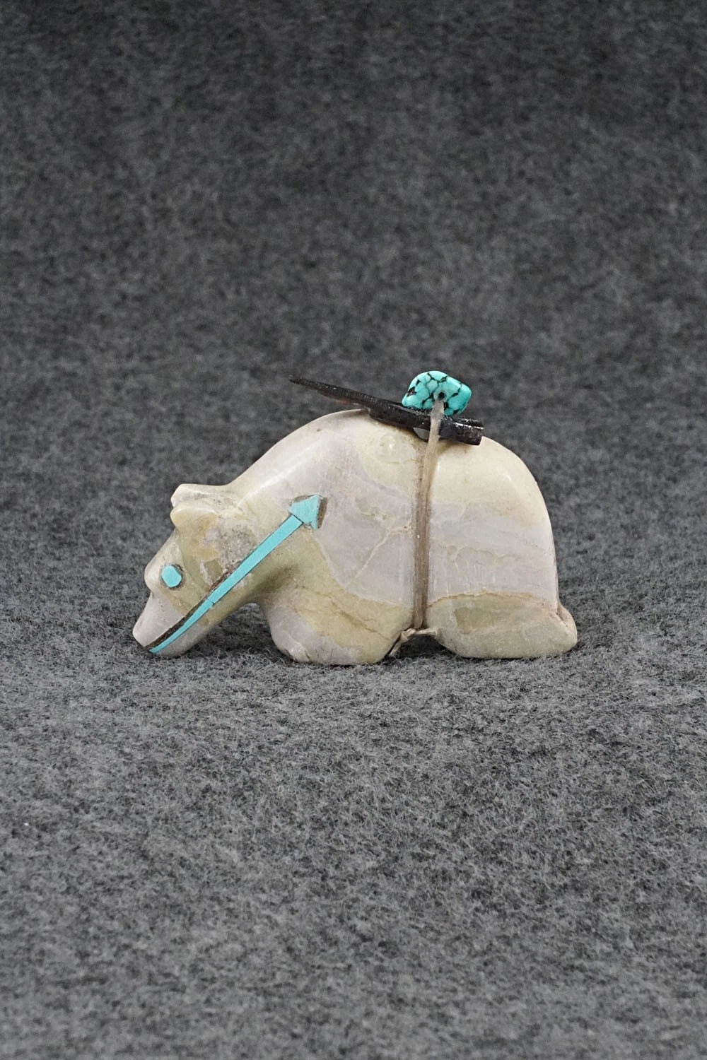 Bear Zuni Fetish Carving - Donovan Laiwakete
