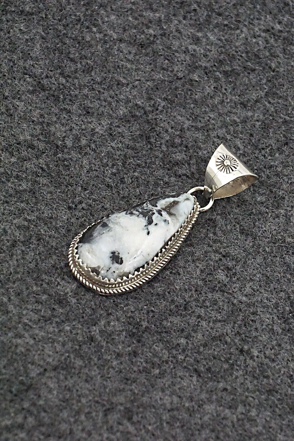 White Buffalo & Sterling Silver Pendant - Ernest Hawthorne