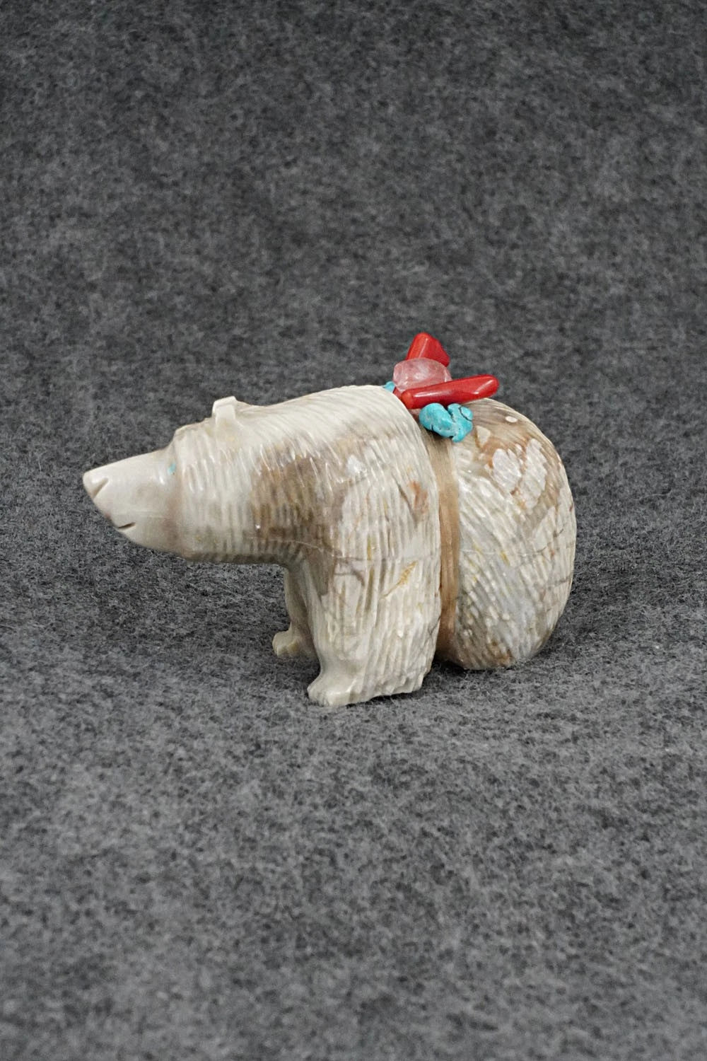 Bear Zuni Fetish Carving - Farlan & Paulette Quam