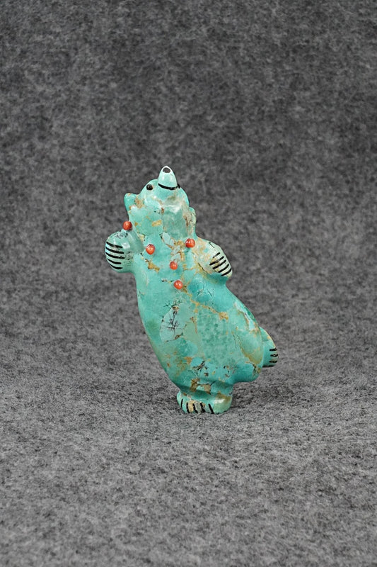 Bear Zuni Fetish Carving - Claudia Peina