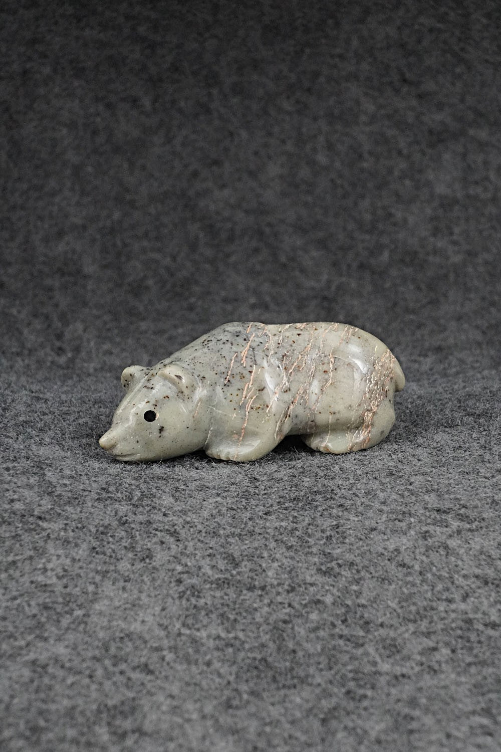 Bear Zuni Fetish Carving - Roy Davis