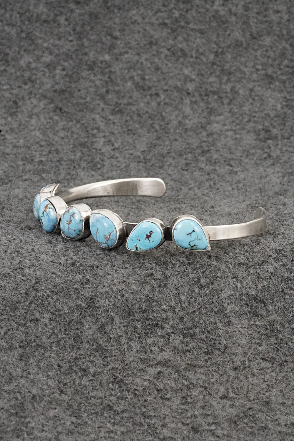 Turquoise & Sterling Silver Bracelet - Verley Betone