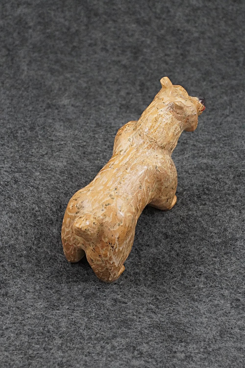Bobcat Zuni Fetish Carving - Freddie Leekya