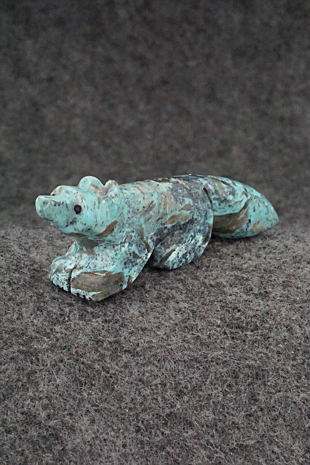 Wolf Zuni Fetish Carving - Reynold Lunasee