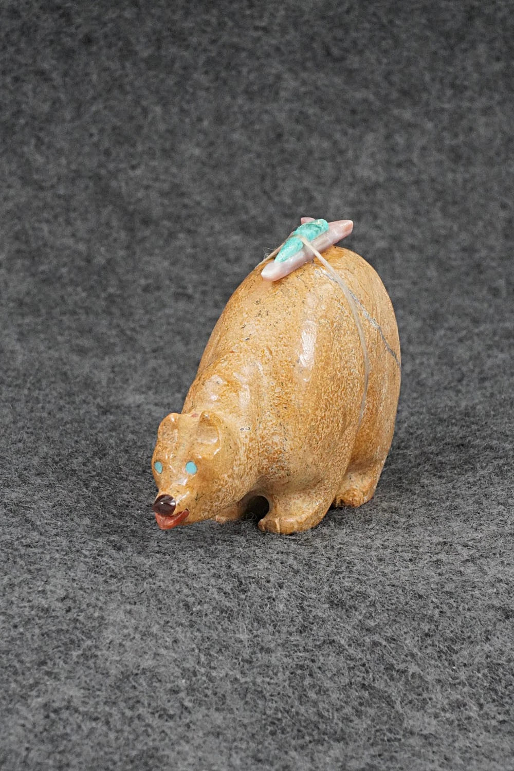 Bear Zuni Fetish Carving - Freddie Leekya