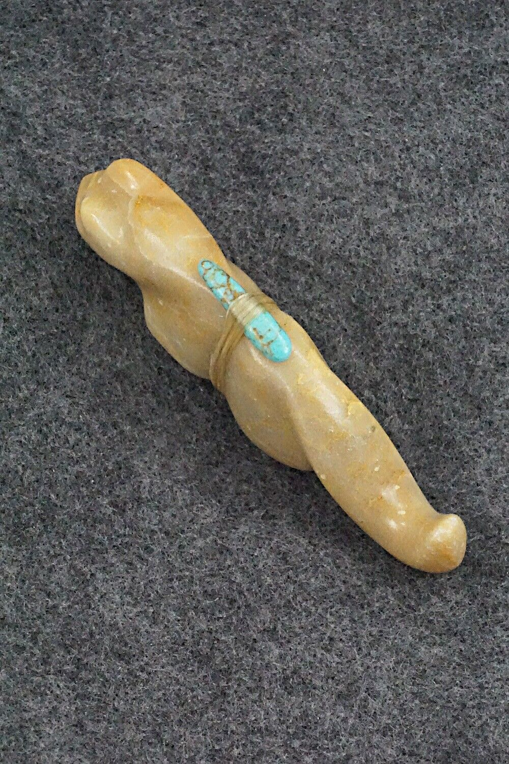 Mountain Lion Zuni Fetish Carving - Herbert Halate