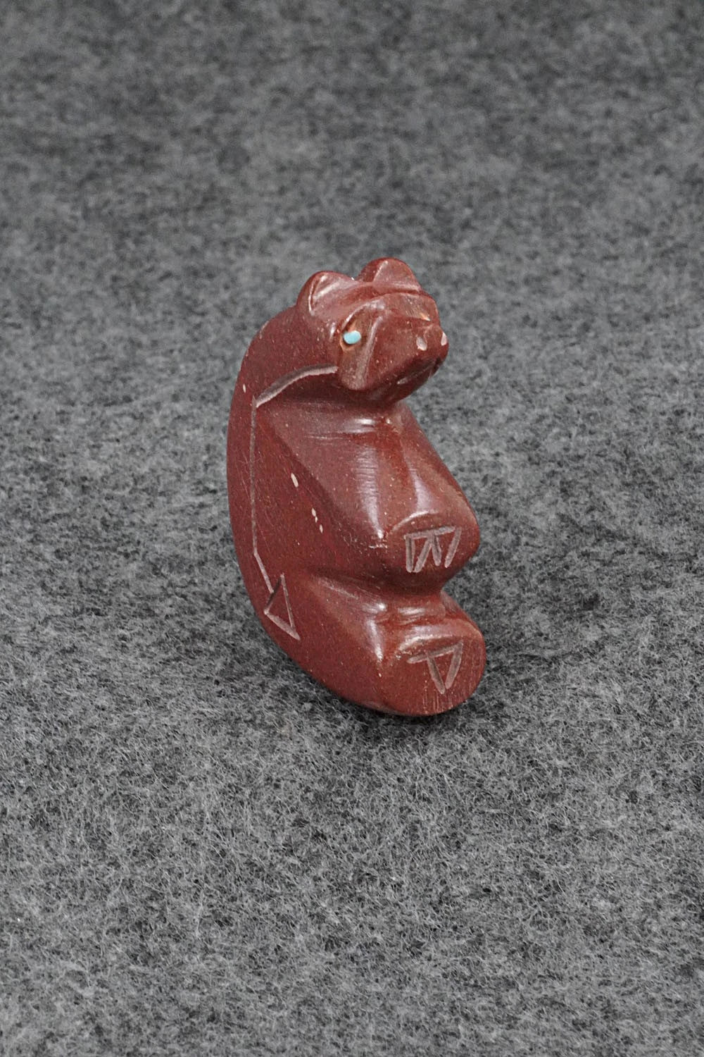 Bear Zuni Fetish Carving - Brandon Phillips