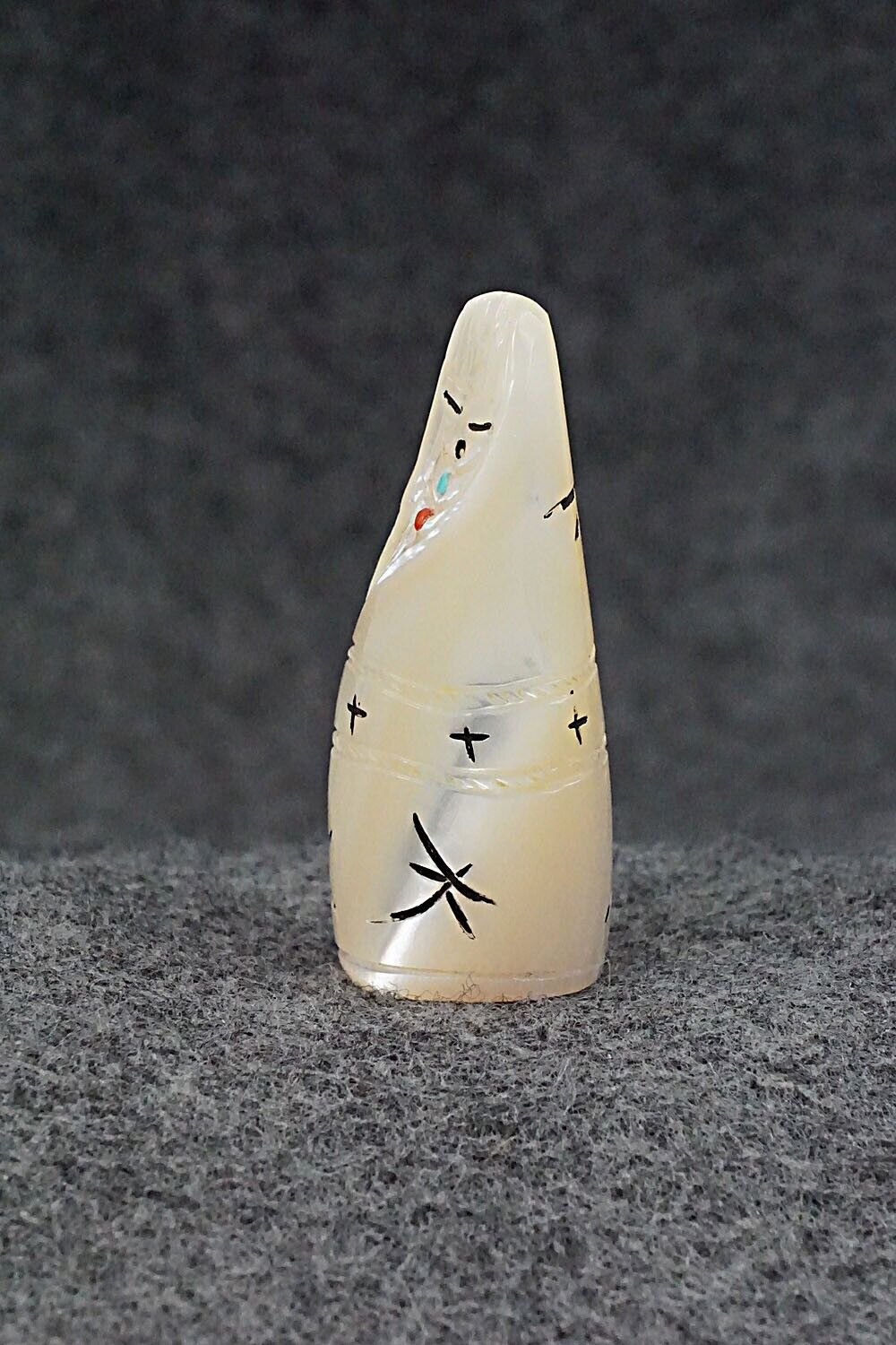 Corn Maiden Zuni Fetish Carving - Sandra Quandelacy