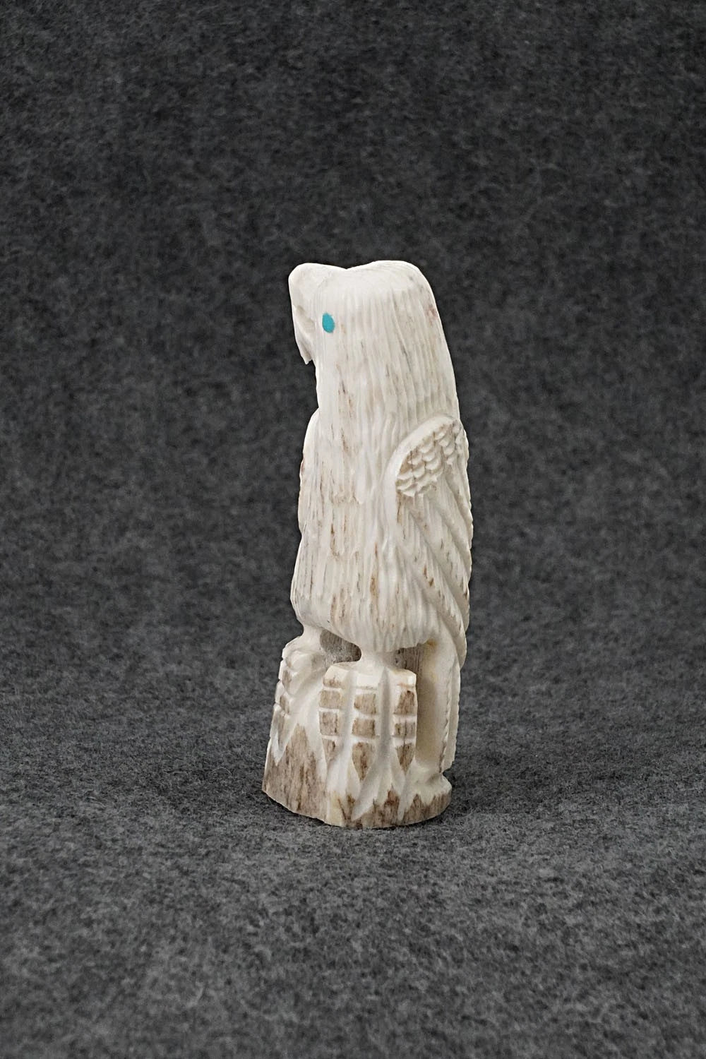 Eagle Zuni Fetish Carving - Gerrick Weeka