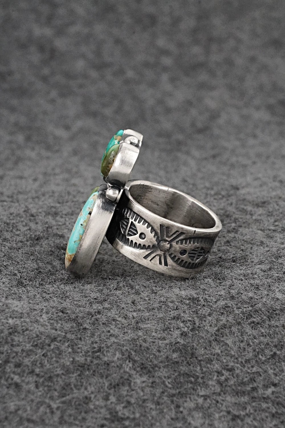 Turquoise & Sterling Silver Ring - Angela Martin - Size 6.5