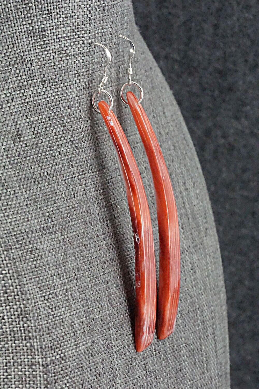 Spiny Oyster & Sterling Silver Earrings - Jesus Espino