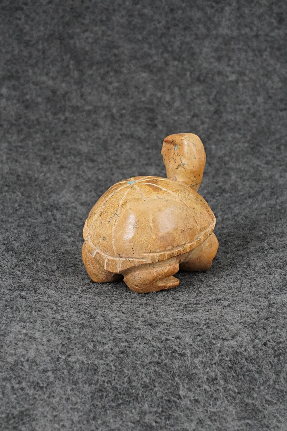 Turtle Zuni Fetish Carving - Freddie Leekya