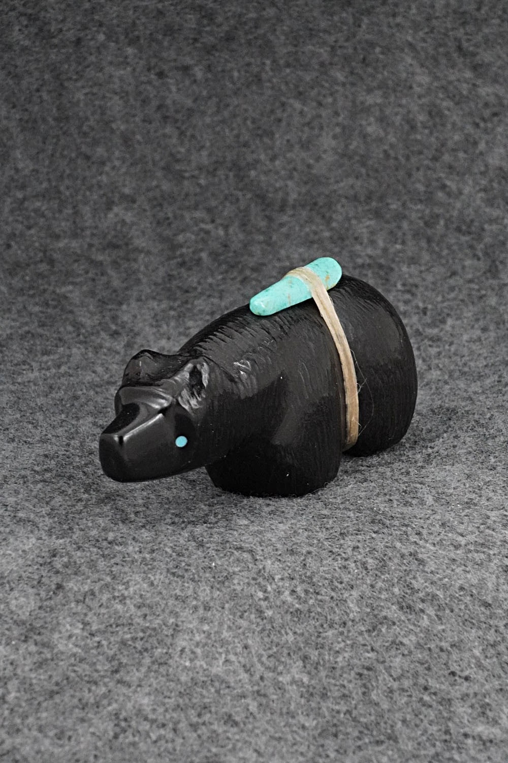 Bear Zuni Fetish Carving - Herb Halate