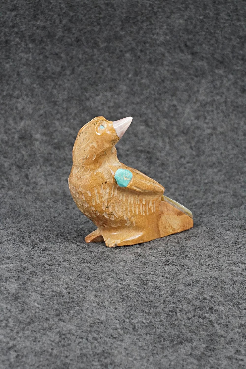 Bird Zuni Fetish Carving - Freddie Leekya