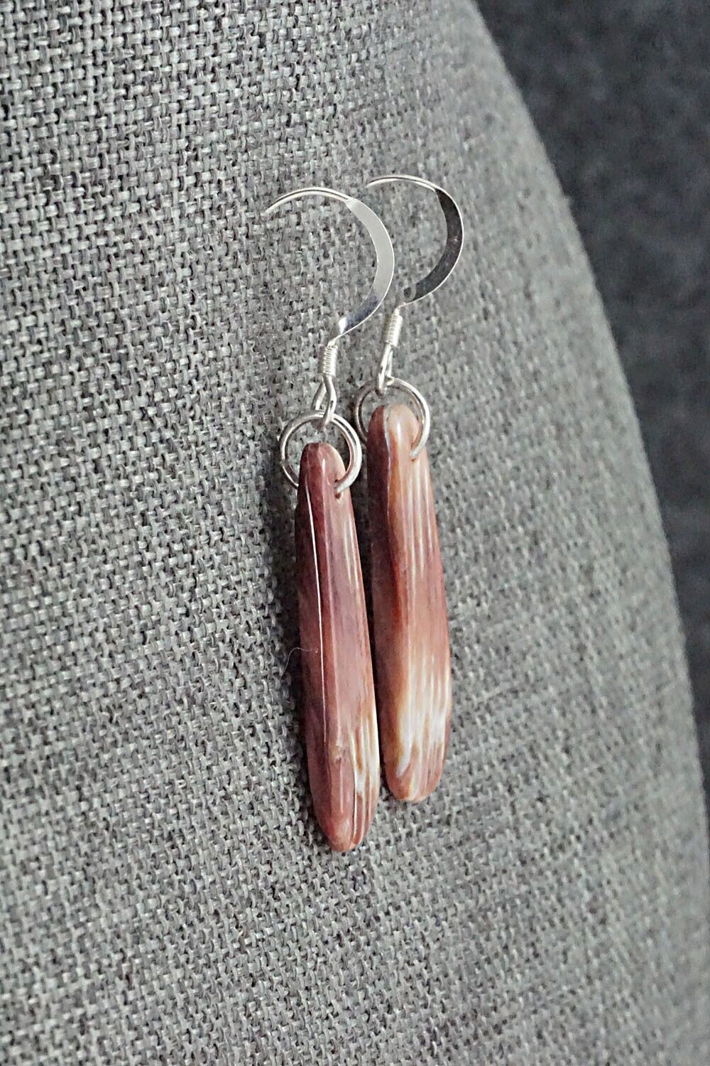 Spiny Oyster & Sterling Silver Earrings - Jesus Espino