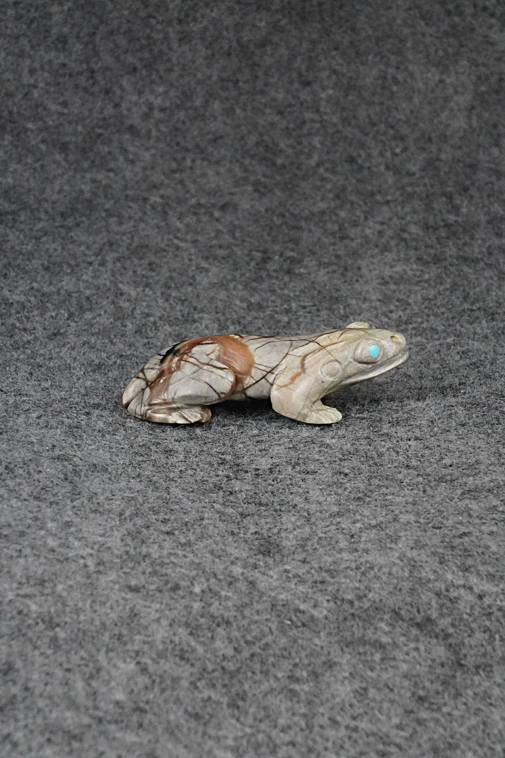 Frog Zuni Fetish Carving - Lance Cheama