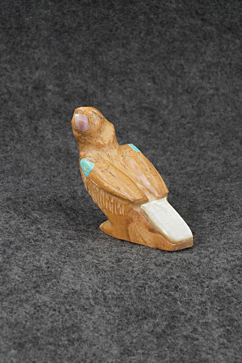 Bird Zuni Fetish Carving - Freddie Leekya