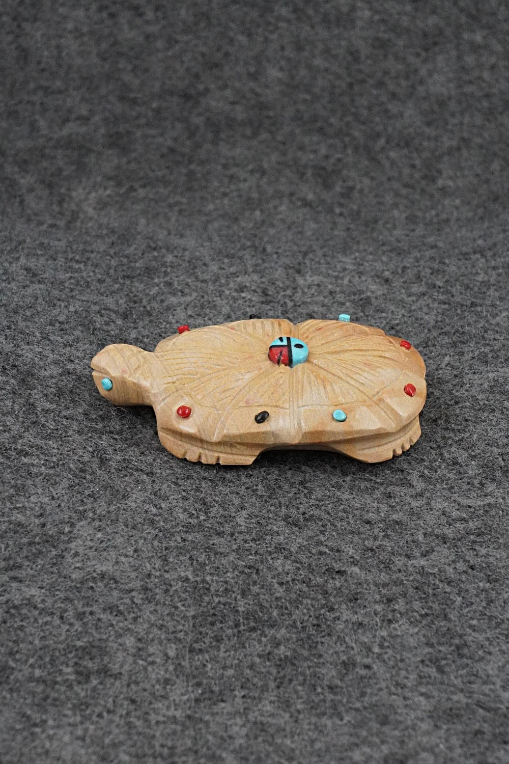 Turtle Zuni Fetish Carving - Danette Laate