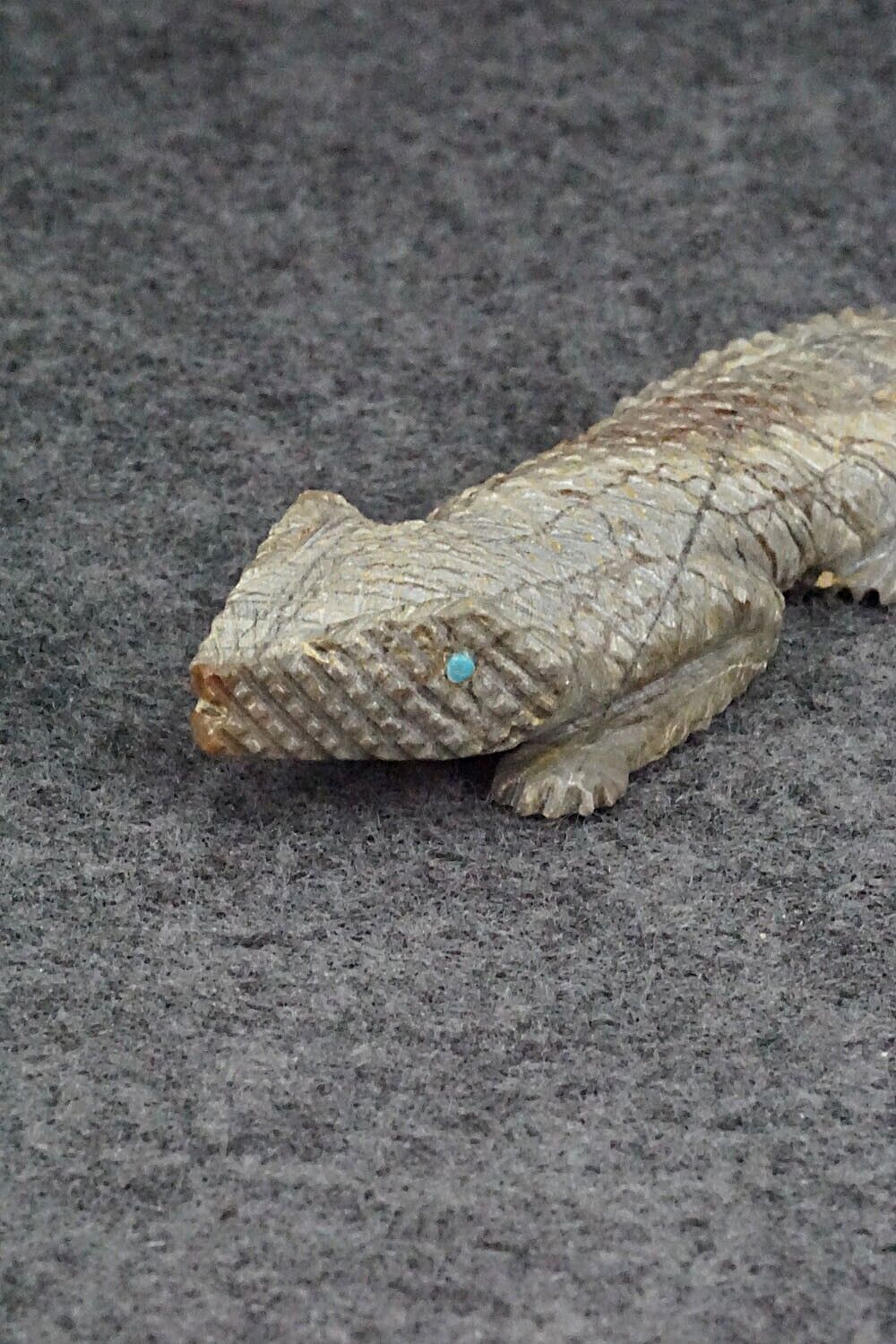 Lizard Zuni Fetish Carving - Devonna Hannaweeka