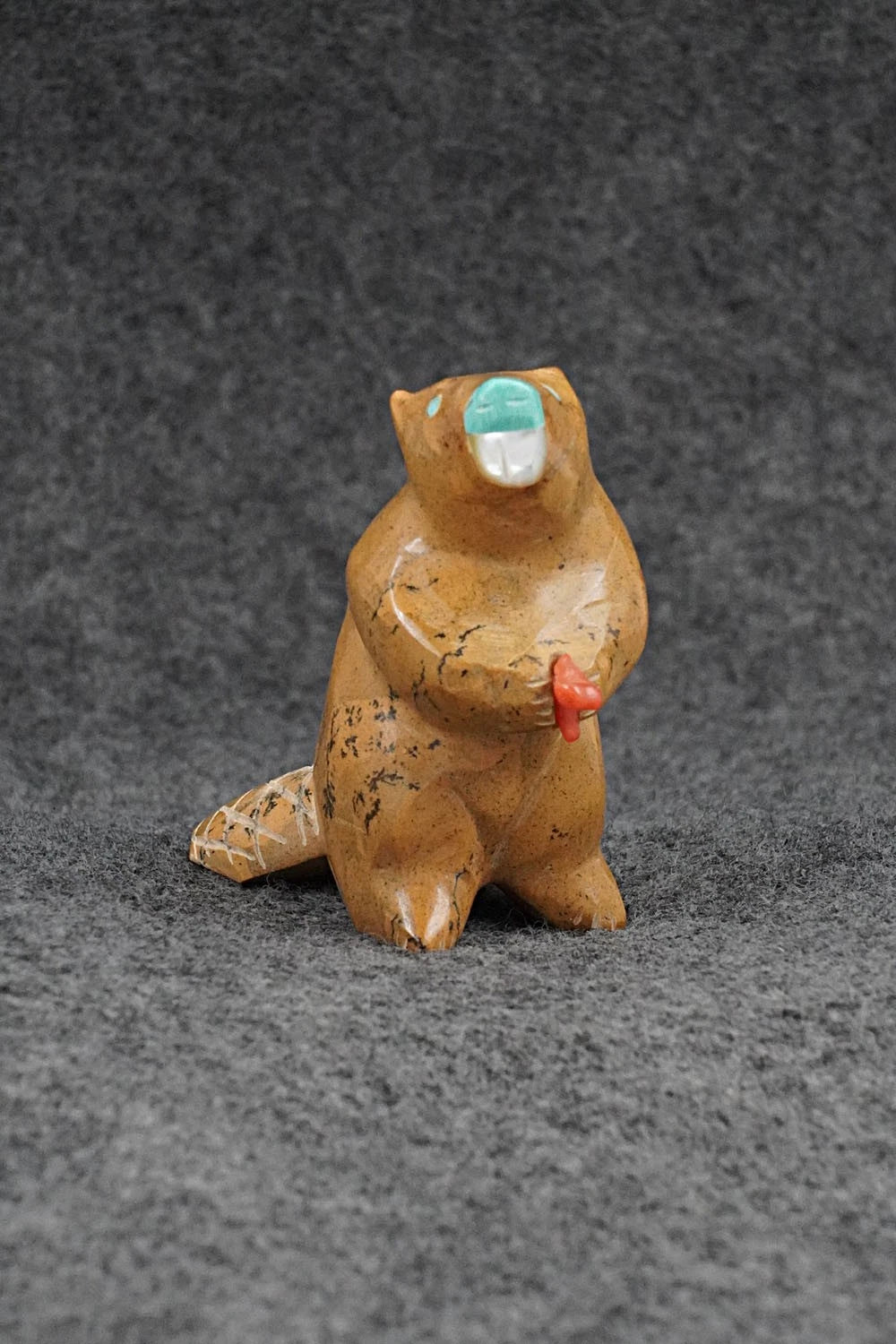 Beaver Zuni Fetish Carving - Enrike Leekya