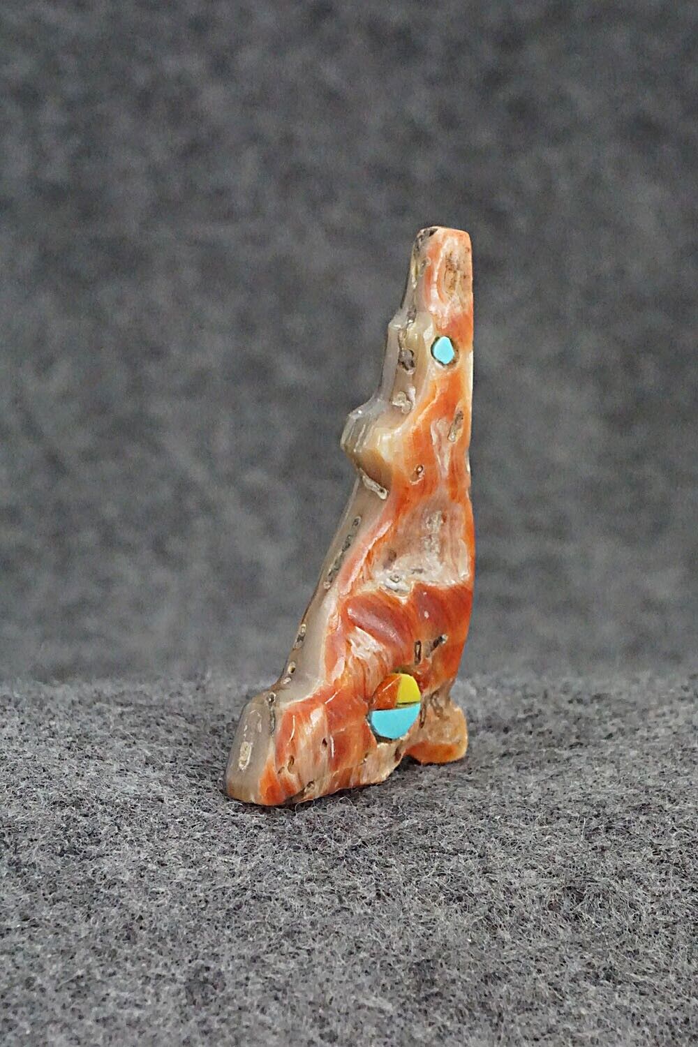 Wolf Zuni Fetish Carving - Bernard Laiwakete