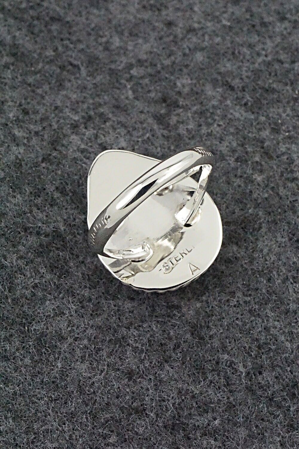 Onyx & Sterling Silver Ring - Arlene Lewis - Size 7.5