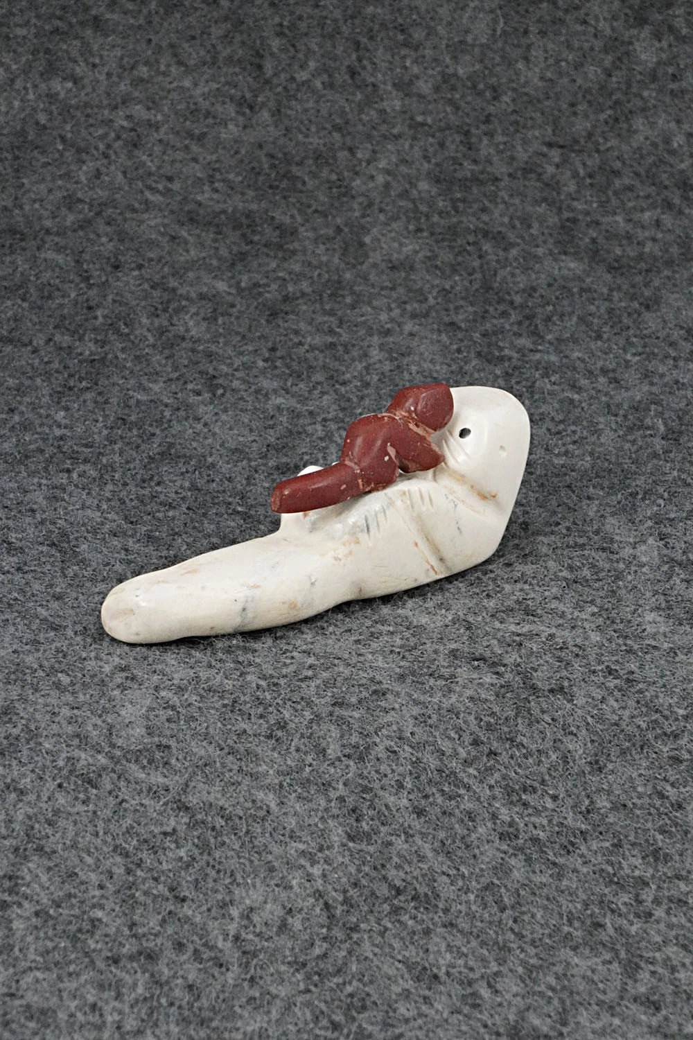 Otter Zuni Fetish Carving - Justin Red Elk