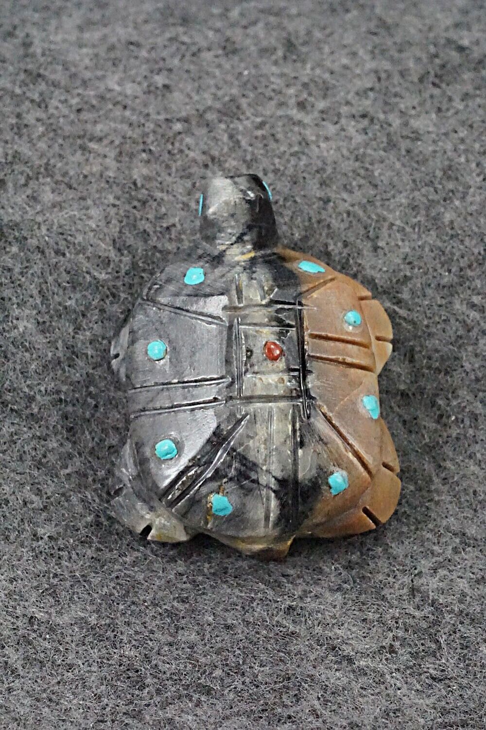 Turtle Zuni Fetish Carving - Carl Etsate