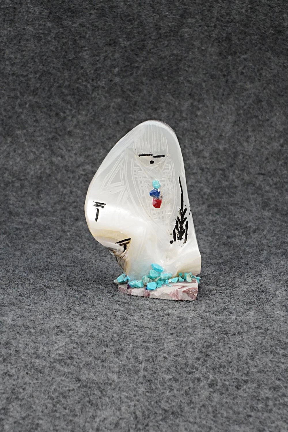 Corn Maiden Zuni Fetish Carving - Gloria Chattin