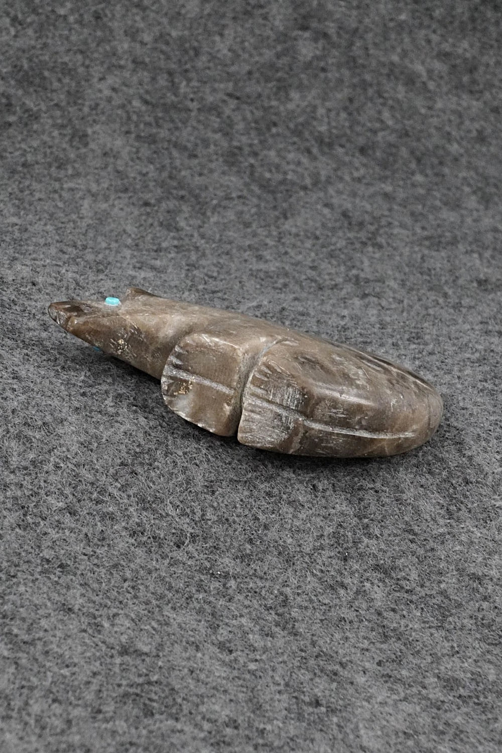 Bear Zuni Fetish Carving - Ronnie Lunasee