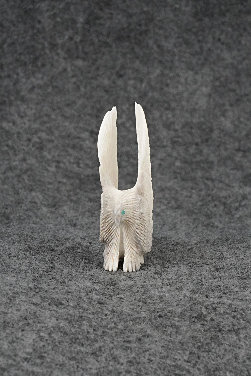 Eagle Zuni Fetish Carving - Justin Hustito