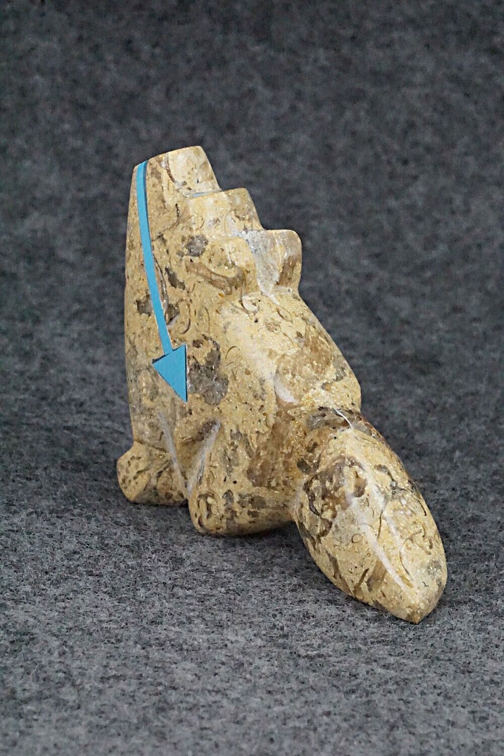 Wolf Zuni Fetish Carving - Bernard Laiwakete
