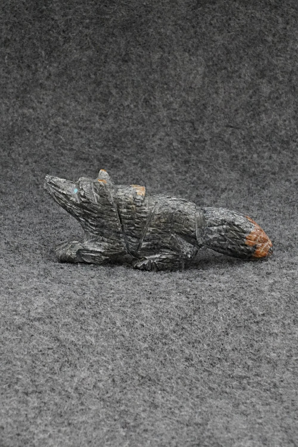 Wolf Zuni Fetish Carving - Tony Mackel