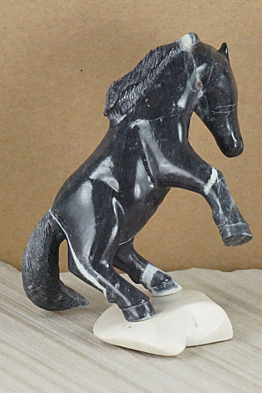 Horse Zuni Fetish Carving - Albert Eustace