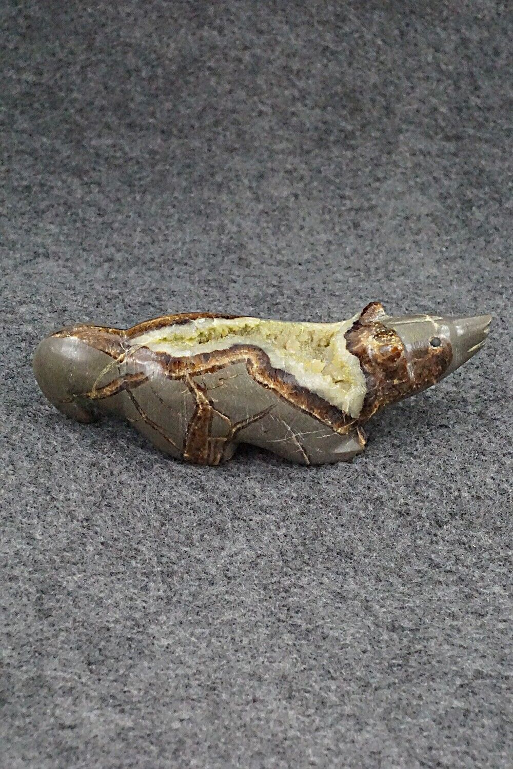 Wolf Fetish Carving - Roy Davis