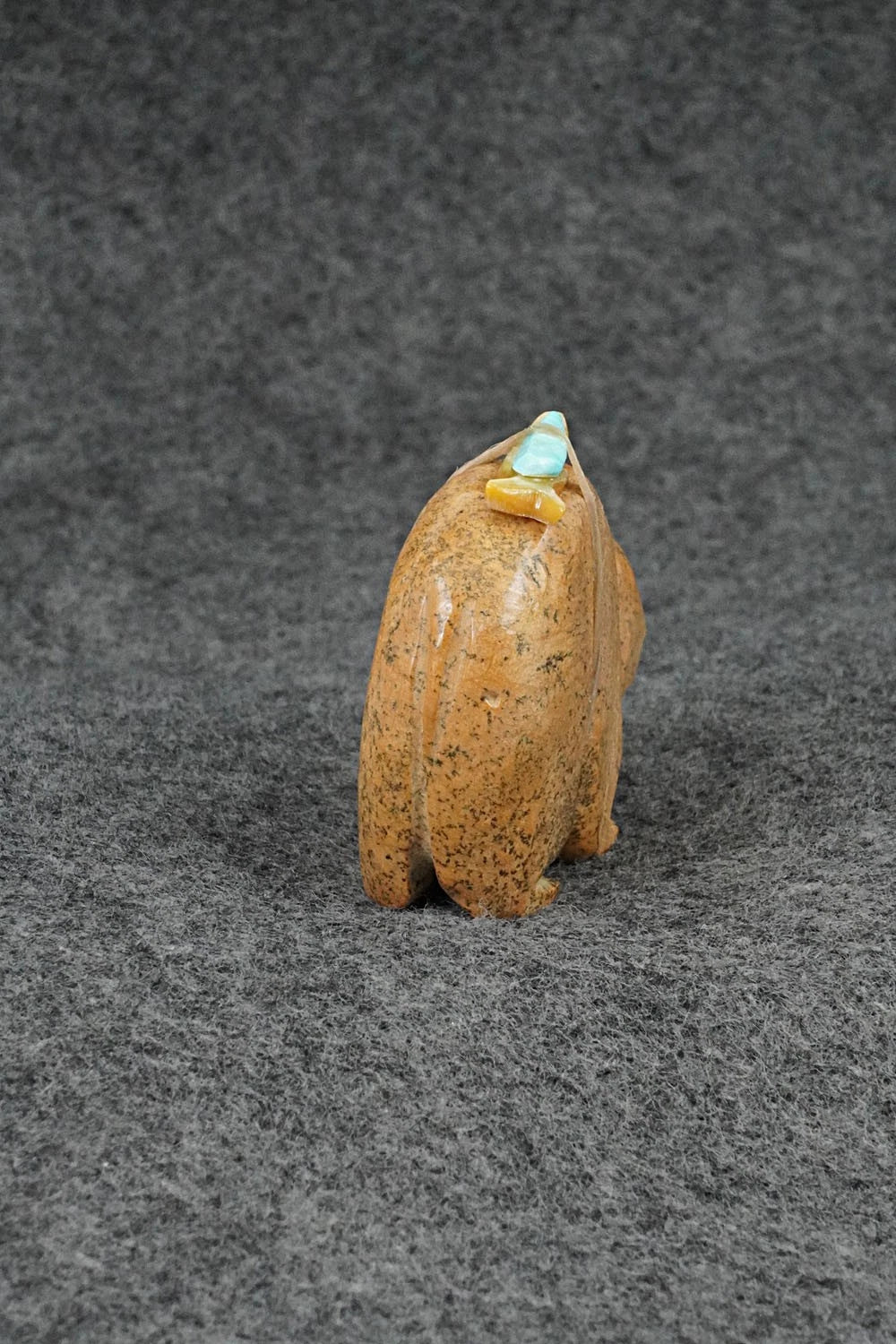 Bear Zuni Fetish Carving - Freddie Leekya
