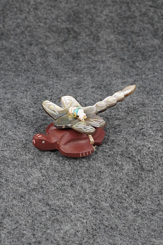Turtle Zuni Fetish Carving - Daisy Rose Leonard