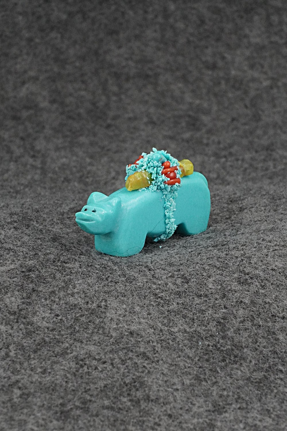 Bear Zuni Fetish Carving - Marvelita Phillips