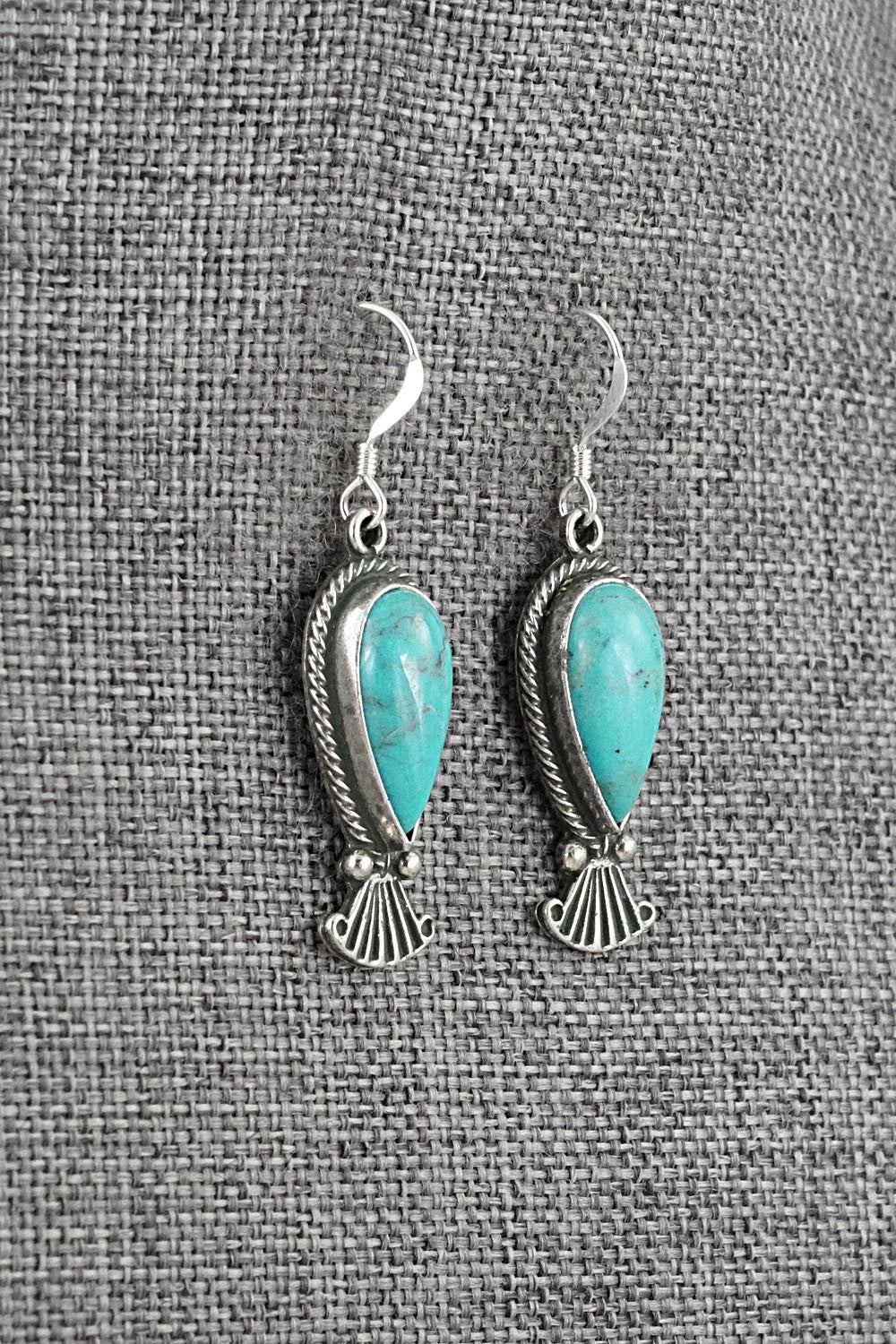 Turquoise & Sterling Silver Earrings - Verley Betone