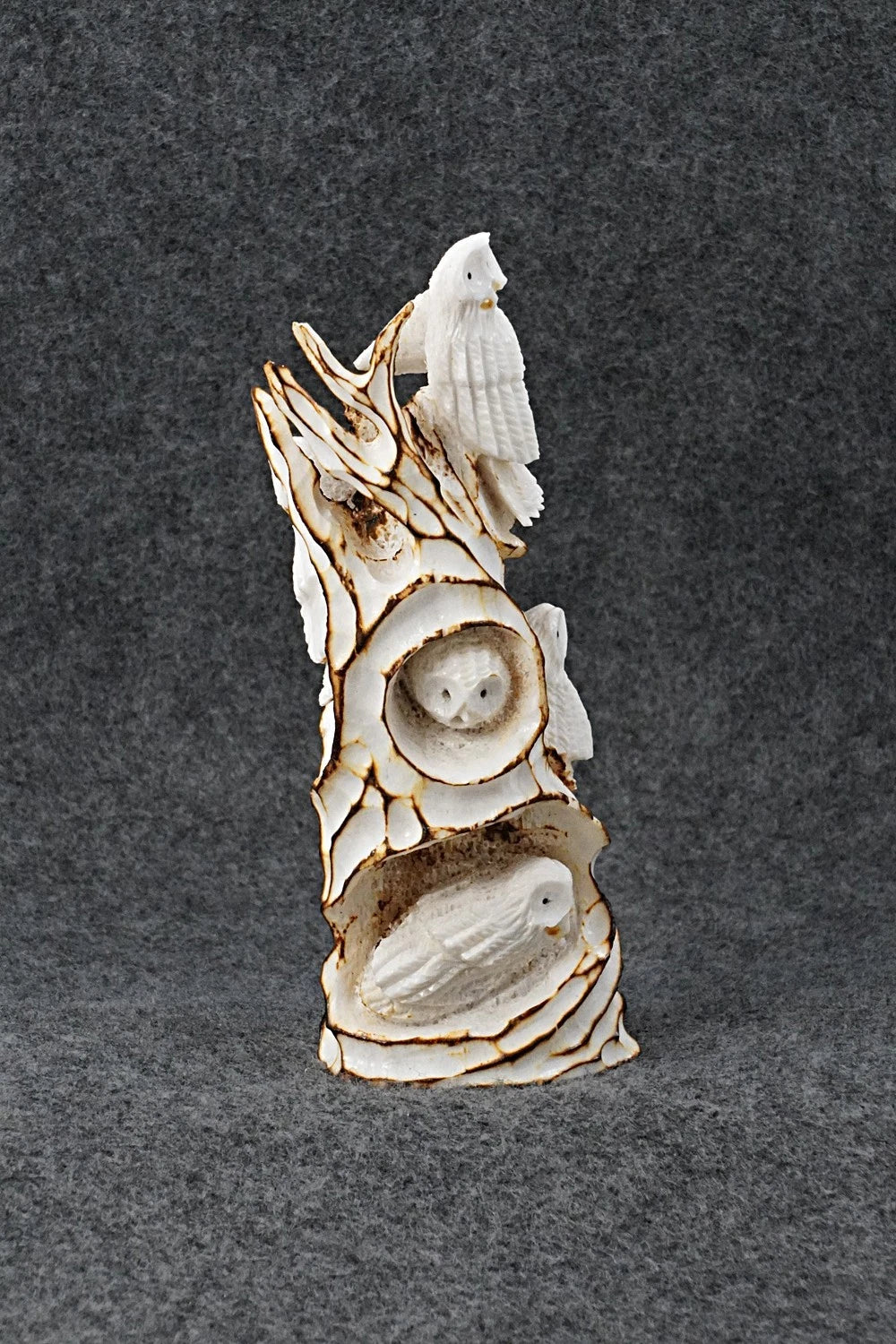 Owl Zuni Fetish Carving - Ruben Najera