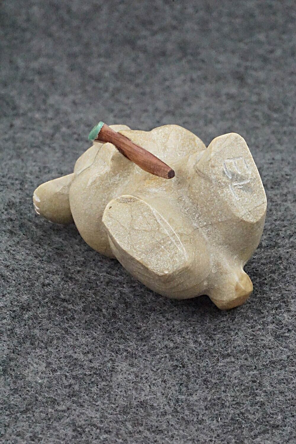 Koala Bear Zuni Fetish Carving - Enrike Leekya