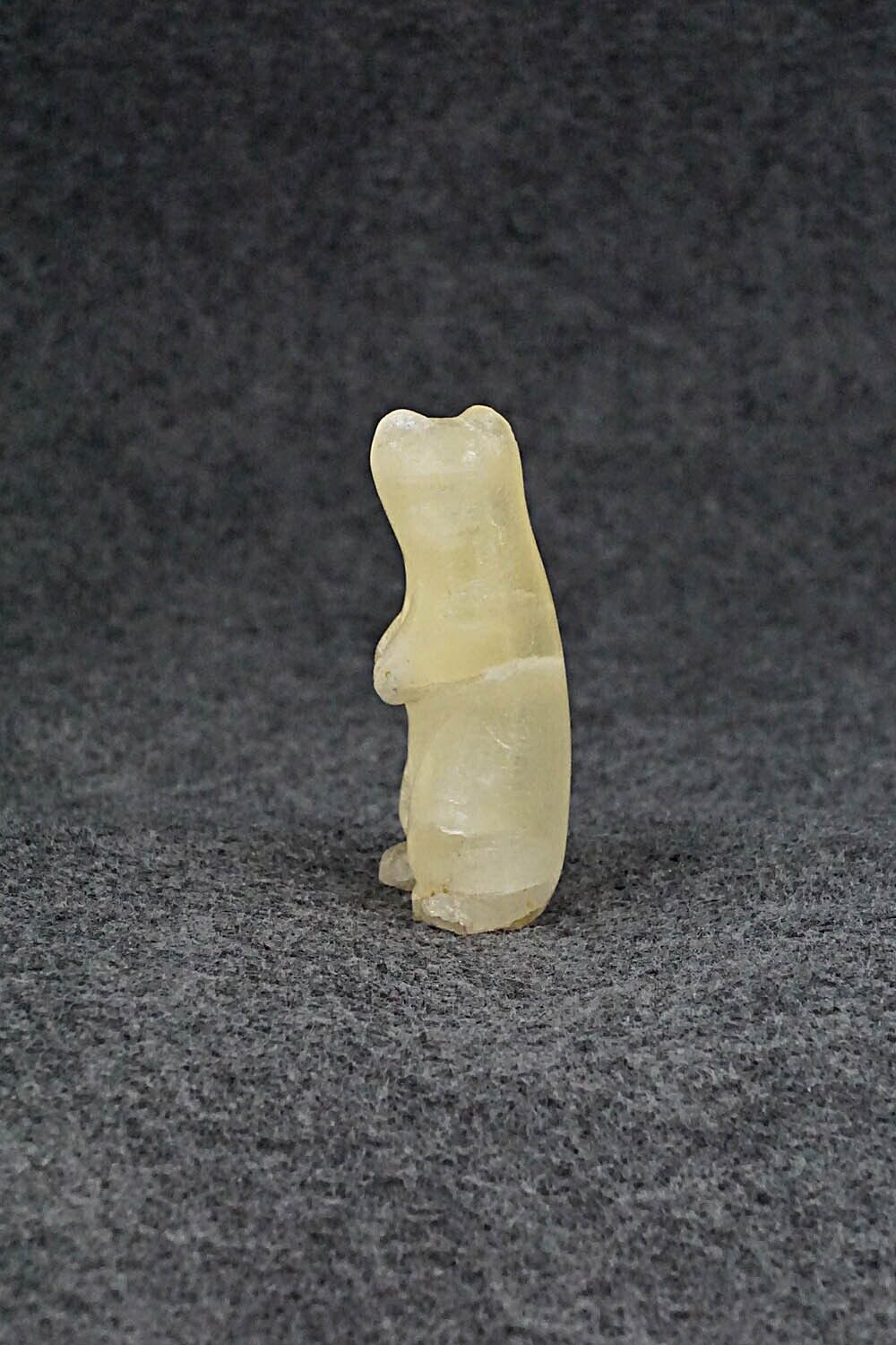 Bear Zuni Fetish Carving - Lindsey Cheama
