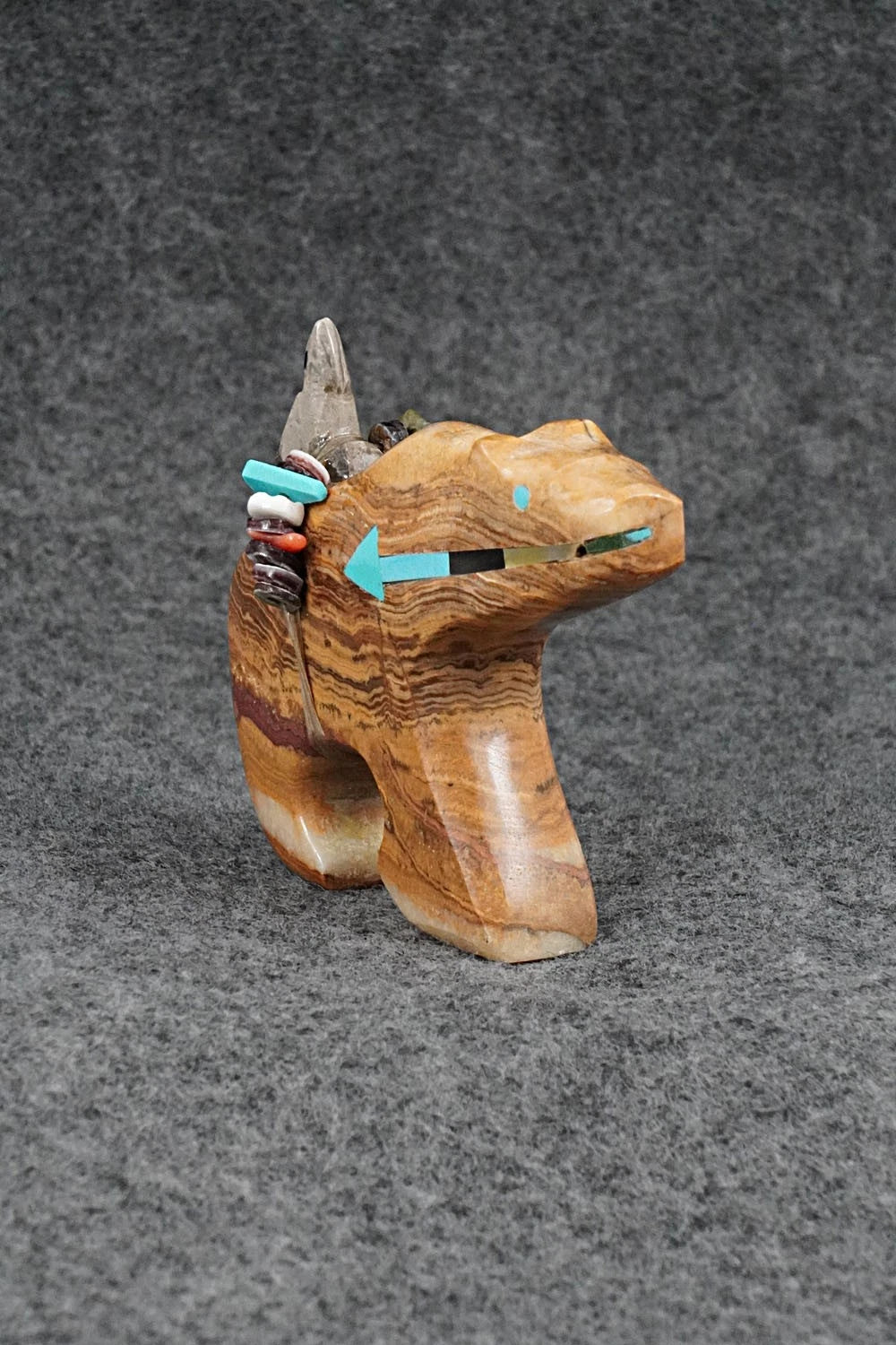 Bear Zuni Fetish Carving - Fernando Laiwakete