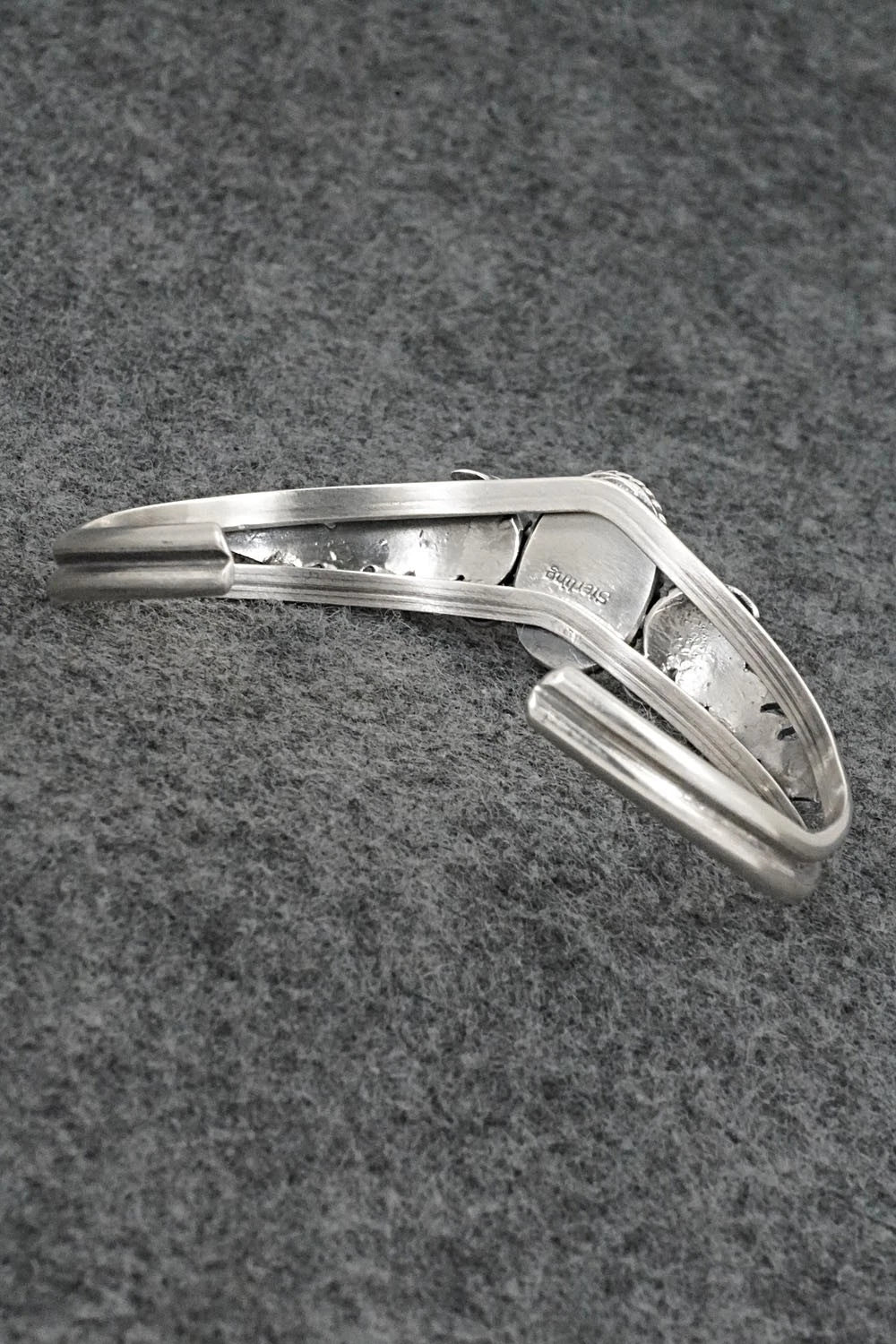 Turquoise & Sterling Silver Bracelet - Jemson Henio