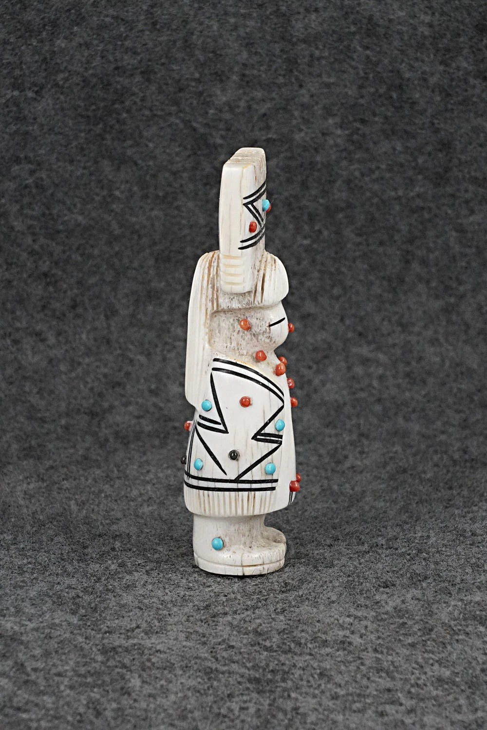 Corn Maiden Zuni Fetish Carving - Claudia Peina