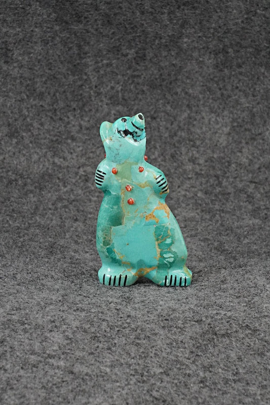 Bear Zuni Fetish Carving - Claudia Peina