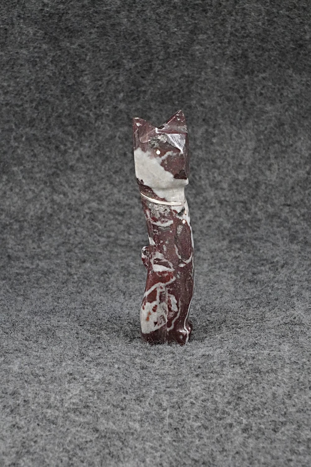 Cat Zuni Fetish Carving - Kenny Chavez