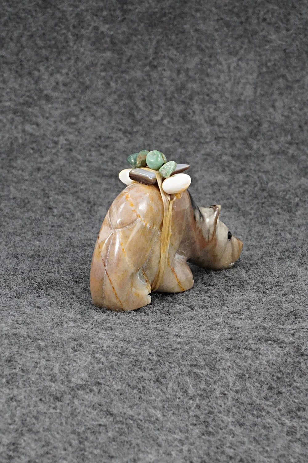 Bear Zuni Fetish Carving - Randy Lucio