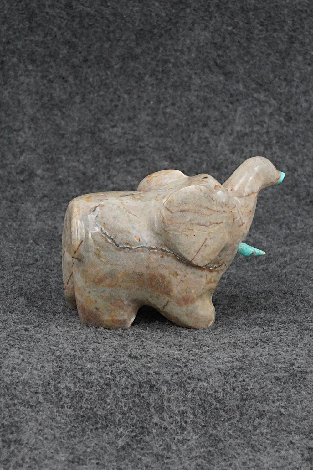 Elephant Zuni Fetish Carving - Enrike Leekya