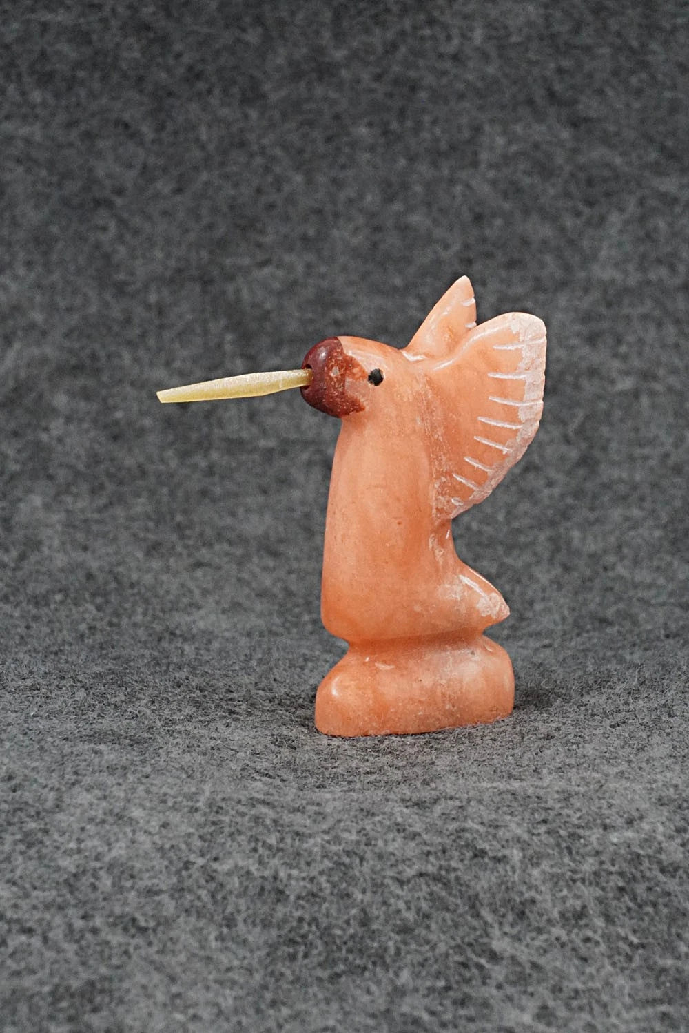 Humming Bird Zuni Fetish Carving - Justin Red Elk